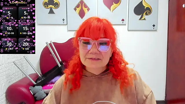 Salomeediaz  online show from May 19, 2026, 9:10 pm
