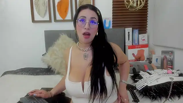 Scarleth swann online show from March 14, 2025, 2:42 am