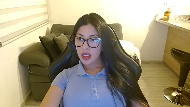 Charlotte cute18 online show from June 21, 2026, 11:51 pm