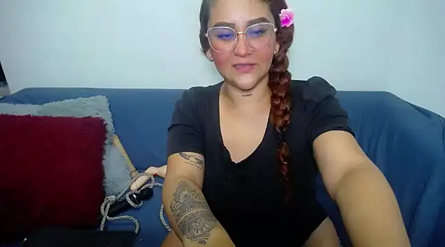 Snapshot of loly_bigbooty4u chatting on February 14, 2025, 5:19 am loly bigbooty4u online show from February 14, 2025, 5:19 am