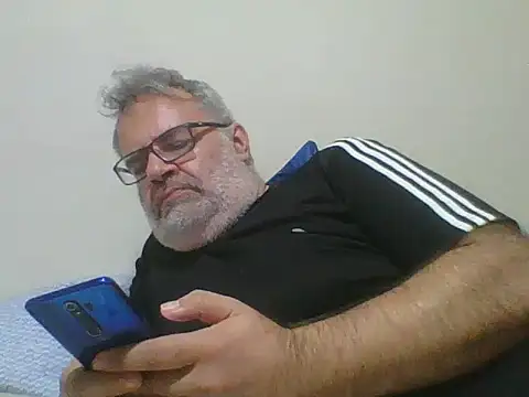 Snapshot of DockTVXXX chatting on October 28, 2025, 1:31 am DockTVXXX online show from October 28, 2025, 1:31 am