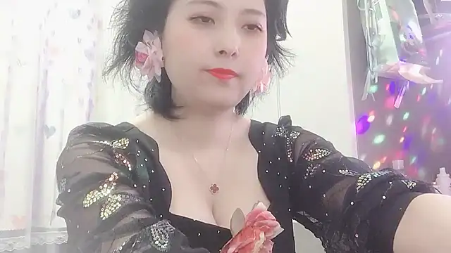 Snapshot of Hanicarrot chatting on February 26, 2025, 2:57 pm Hanicarrot online show from February 26, 2025, 2:57 pm