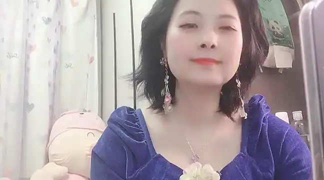 Snapshot of Hanicarrot chatting on March 10, 2025, 10:13 pm Hanicarrot online show from March 10, 2025, 10:13 pm