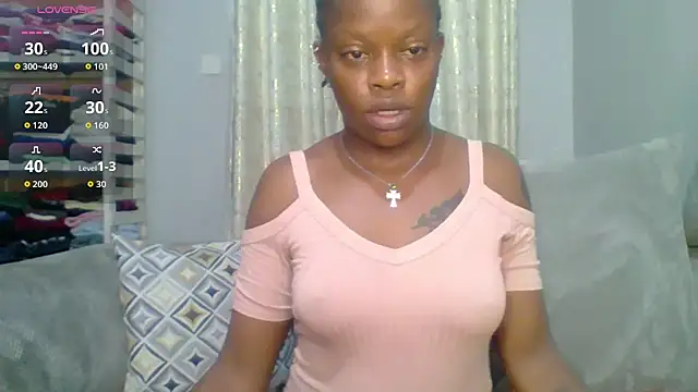 Snapshot of Petite_254 chatting on September 17, 2025, 11:17 pm Petite 254 online show from September 17, 2025, 11:17 pm