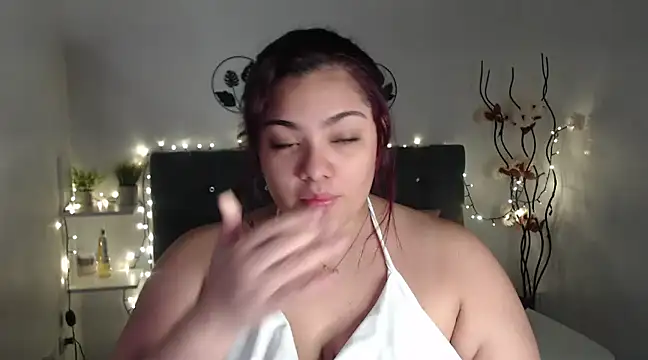 KathyGonzalez online show from January 10, 2025, 12:15 pm
