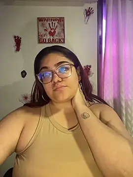 Snapshot of KathyGonzalez chatting on October 30, 2025, 11:55 am KathyGonzalez online show from October 30, 2025, 11:55 am