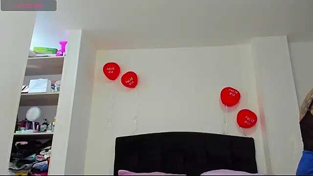 Snapshot of JuliaRose_ks chatting on February 22, 2026, 11:36 pm JuliaRose ks online show from February 22, 2026, 11:36 pm