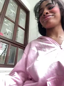 adaraSmiith online show from December 13, 2024, 6:49 pm