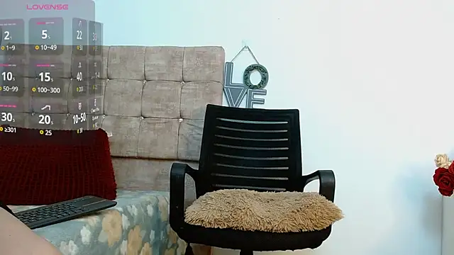 Snapshot of luisa_curli chatting on September 20, 2025, 4:02 am luisa curli online show from September 20, 2025, 4:02 am
