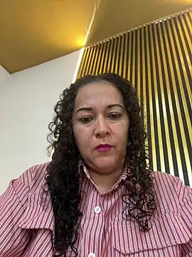 luisa curli online show from July 12, 2026, 1:51 am