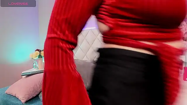 Rox xane  online show from January 17, 2026, 4:06 am