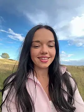 Vanesskaa online show from September 13, 2025, 4:51 pm