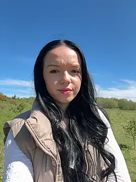 Vanesskaa online show from April 24, 2026, 11:34 am