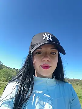 Vanesskaa online show from April 30, 2026, 10:21 am