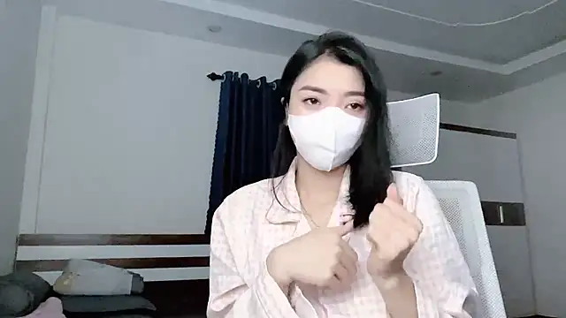 Linda 2k online show from November 10, 2025, 3:11 pm