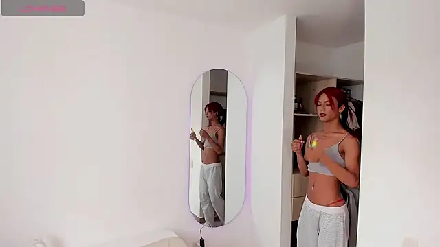 Snapshot of rose_scottt chatting on September 28, 2025, 3:39 pm rose scottt online show from September 28, 2025, 3:39 pm