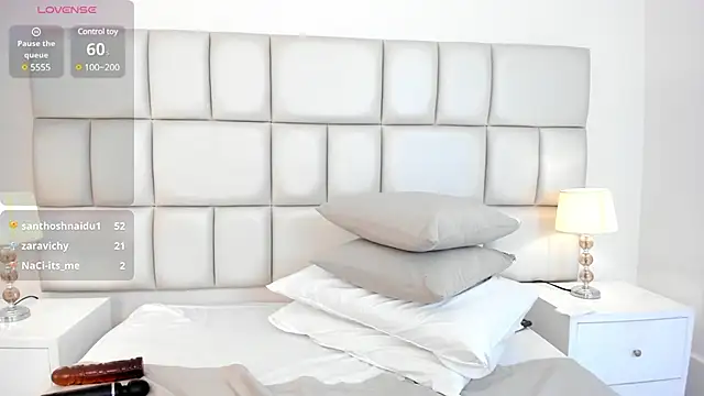 DojaAissha online show from February 9, 2025, 6:33 am