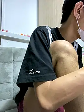 Snapshot of Vuvanne7 chatting on November 16, 2025, 9:26 am Vuvanne7 online show from November 16, 2025, 9:26 am