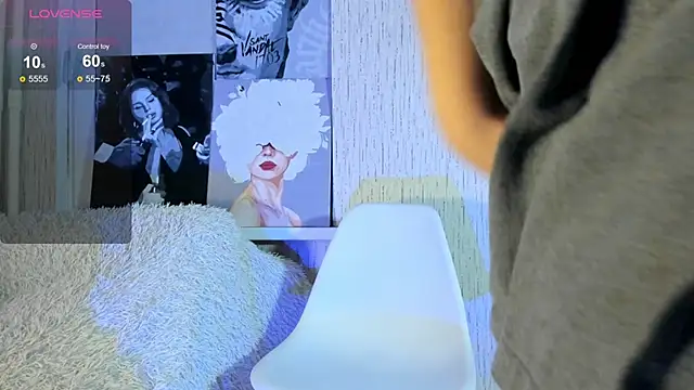 Snapshot of luna-catt chatting on February 22, 2025, 9:04 pm luna-catt online show from February 22, 2025, 9:04 pm