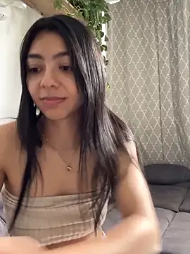 Liissa cute  online show from September 16, 2025, 5:03 pm