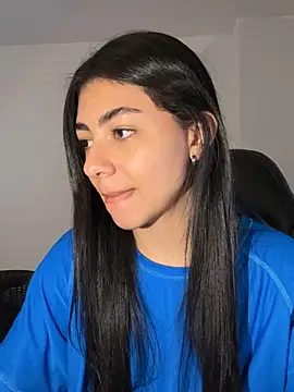 Snapshot of Liissa_cute_ chatting on October 20, 2025, 7:14 pm Liissa cute  online show from October 20, 2025, 7:14 pm