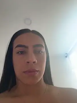 LauraCadwell online show from June 27, 2026, 12:33 pm