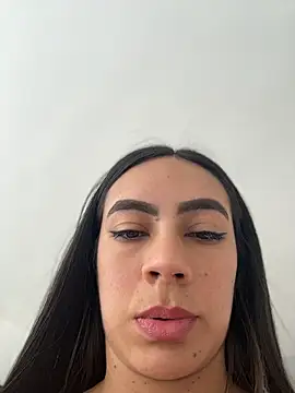 LauraCadwell online show from June 30, 2026, 12:39 pm
