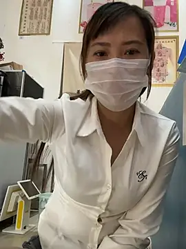 andii-1 online show from May 9, 2026, 1:44 am