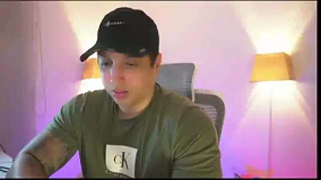 Snapshot of appolo_allen chatting on March 2, 2026, 2:03 am appolo allen online show from March 2, 2026, 2:03 am