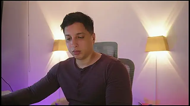 Snapshot of appolo_allen chatting on March 14, 2026, 11:21 pm appolo allen online show from March 14, 2026, 11:21 pm