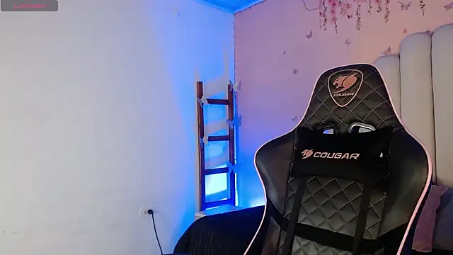 peyton golden1 online show from September 21, 2025, 3:52 am