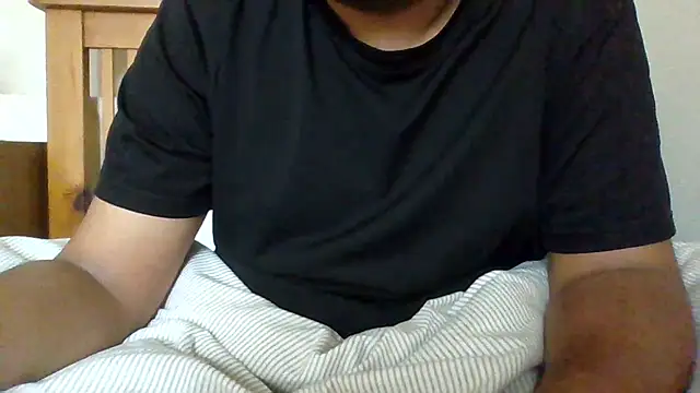 whoreboi98 online show from April 15, 2026, 5:31 pm