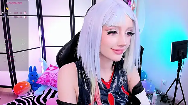 LilithLin online show from May 11, 2026, 7:11 pm
