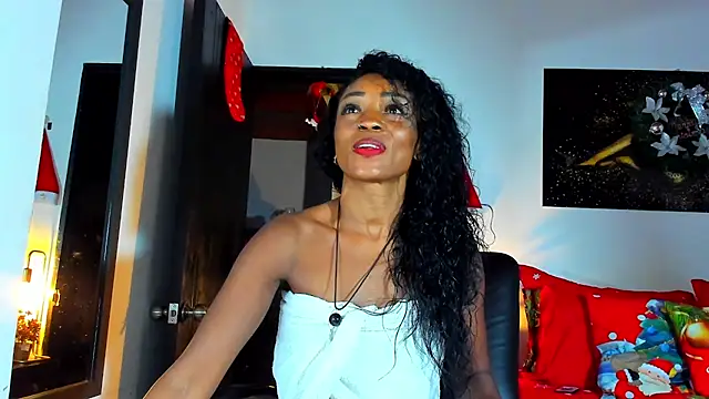 KimberlyBanks2 online show from December 20, 2024, 11:54 am