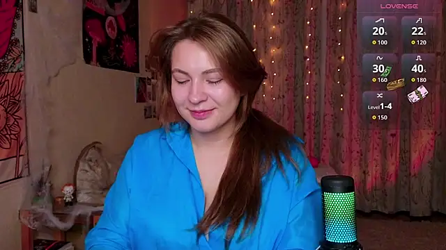 Snapshot of LisaCase chatting on October 18, 2025, 5:46 pm LisaCase online show from October 18, 2025, 5:46 pm