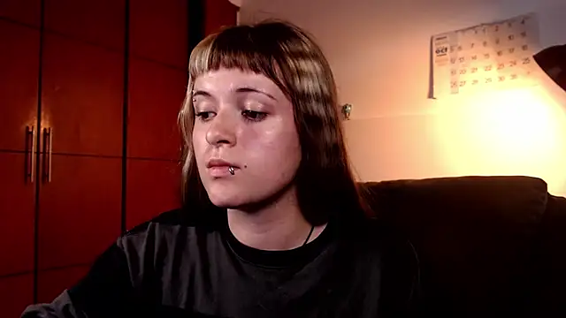 Snapshot of NEXT_DOOR_GIRL_ chatting on October 28, 2025, 10:23 pm NEXT DOOR GIRL online show from October 28, 2025, 10:23 pm