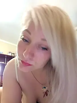 Snapshot of Tina_Alev chatting on March 18, 2025, 5:42 pm Tina Alev online show from March 18, 2025, 5:42 pm