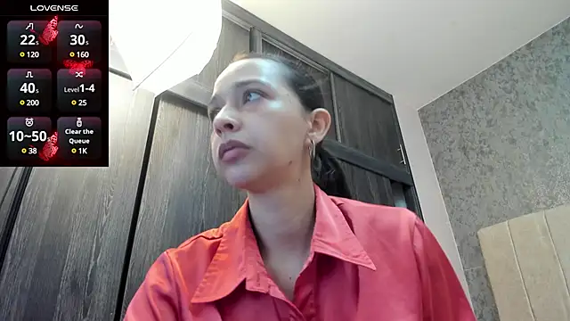 Snapshot of samarha_xue chatting on February 8, 2025, 11:44 am samarha xue online show from February 8, 2025, 11:44 am