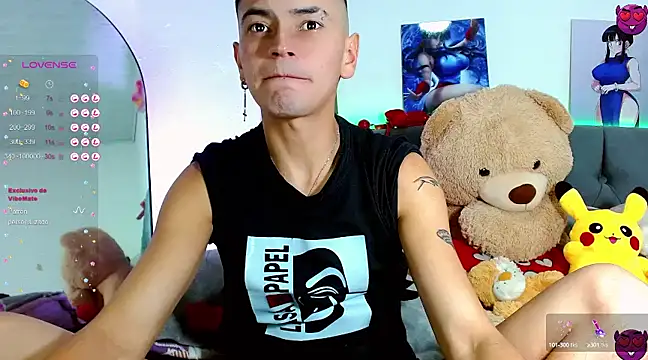  snopyy  online show from March 12, 2025, 10:39 pm