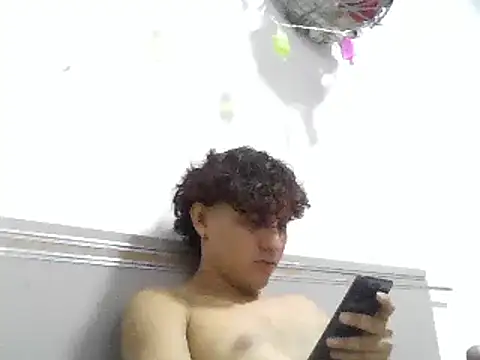 pedrodavid  online show from March 20, 2025, 10:07 pm