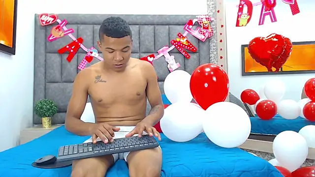 LiamsyAllison online show from February 15, 2025, 3:50 pm