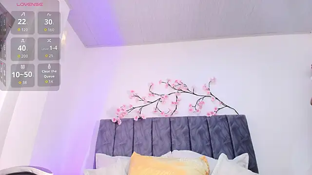 Sophiee Velvet online show from June 2, 2026, 3:47 pm