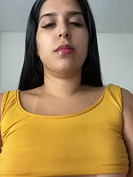 NiaSoler online show from December 1, 2024, 5:02 pm