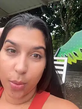 NiaSoler online show from November 16, 2025, 8:25 pm