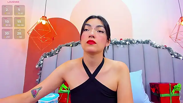 ThailyCherry online show from December 26, 2024, 7:27 pm