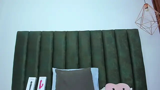 Snapshot of ThailyCherry chatting on October 1, 2025, 7:09 pm ThailyCherry online show from October 1, 2025, 7:09 pm