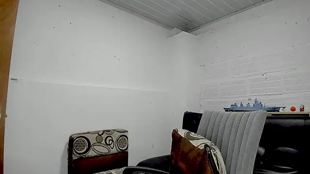 Himoreno25 online show from February 5, 2025, 10:55 pm