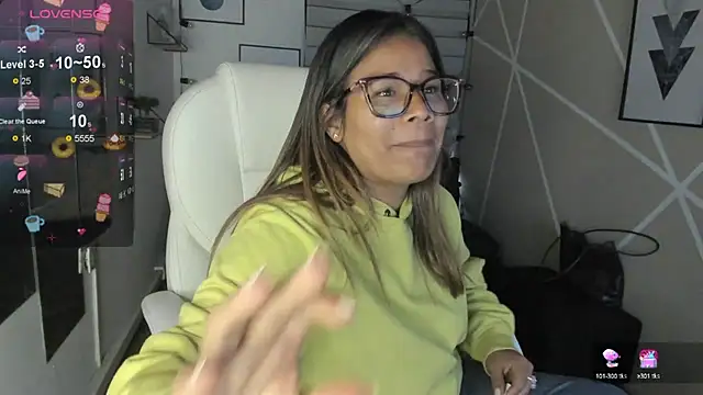 Snapshot of Enma__clark chatting on September 17, 2025, 7:48 pm Enma  clark online show from September 17, 2025, 7:48 pm