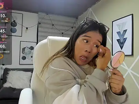 Snapshot of Enma__clark chatting on October 22, 2025, 8:41 pm Enma  clark online show from October 22, 2025, 8:41 pm