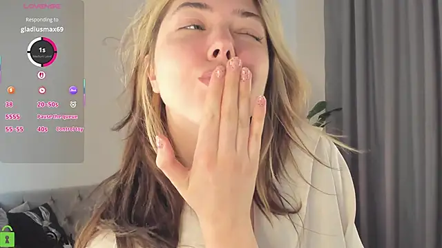 Vanessa Walters online show from March 28, 2026, 11:10 am